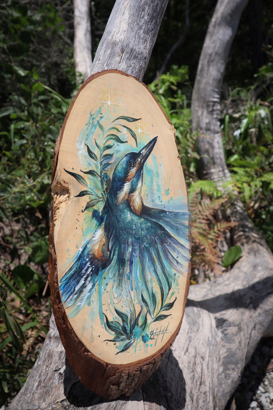 Kingfisher Guide on timber